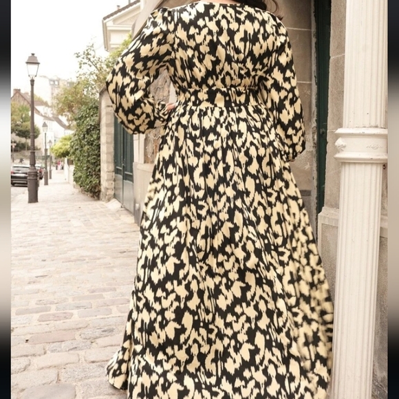 BRAND NEW NWT Black & Cream Long Sleeve Maxi Dress 3XL (18) - Picture 3 of 11